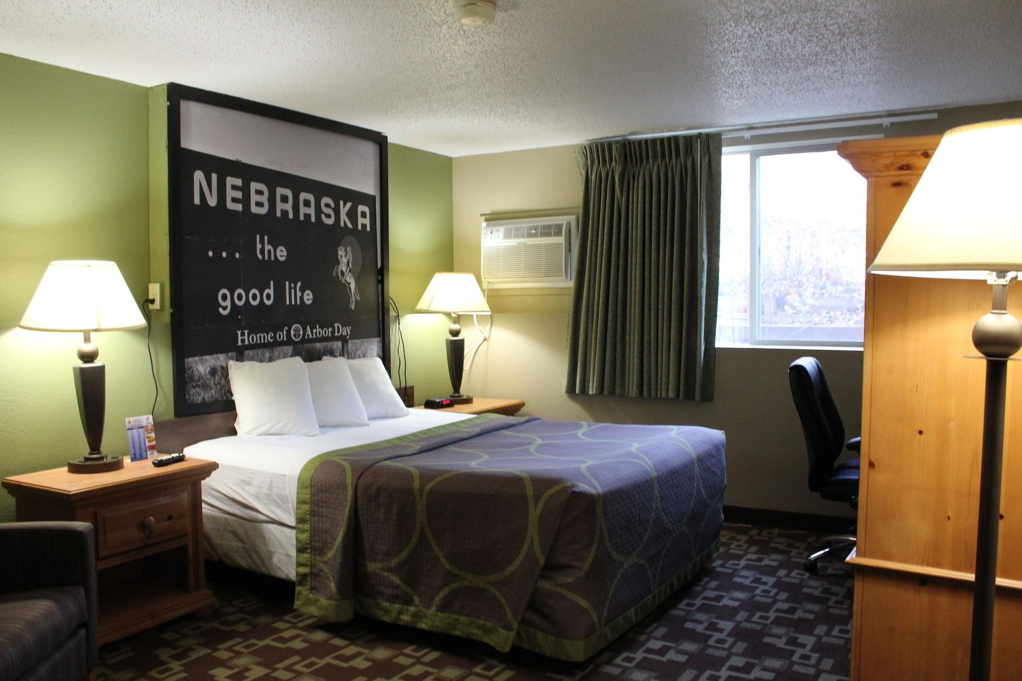Super 8 by Wyndham Kearney Motel Bagian luar foto